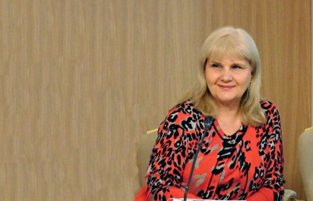 Anca Vlad: Eliminarea plafonului la indemnizatia pentru mame ...